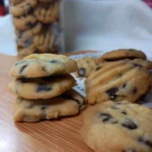 2eb397a62487b38f7a7c2febae038c1d.webp Vanilla Chocolate Chip Cookies 200g