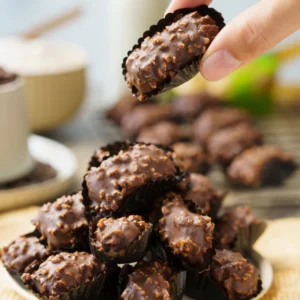 my-11134207-7qul0-lfgny4vp0y0q7a.webp FlavourMelty Kisses Cookies 400g