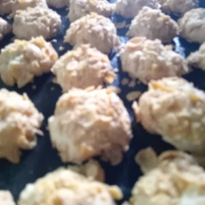 my-11134207-7r98s-lru03z4h2k2saa.webp Crunchy Cornflake Cookies 30pcs